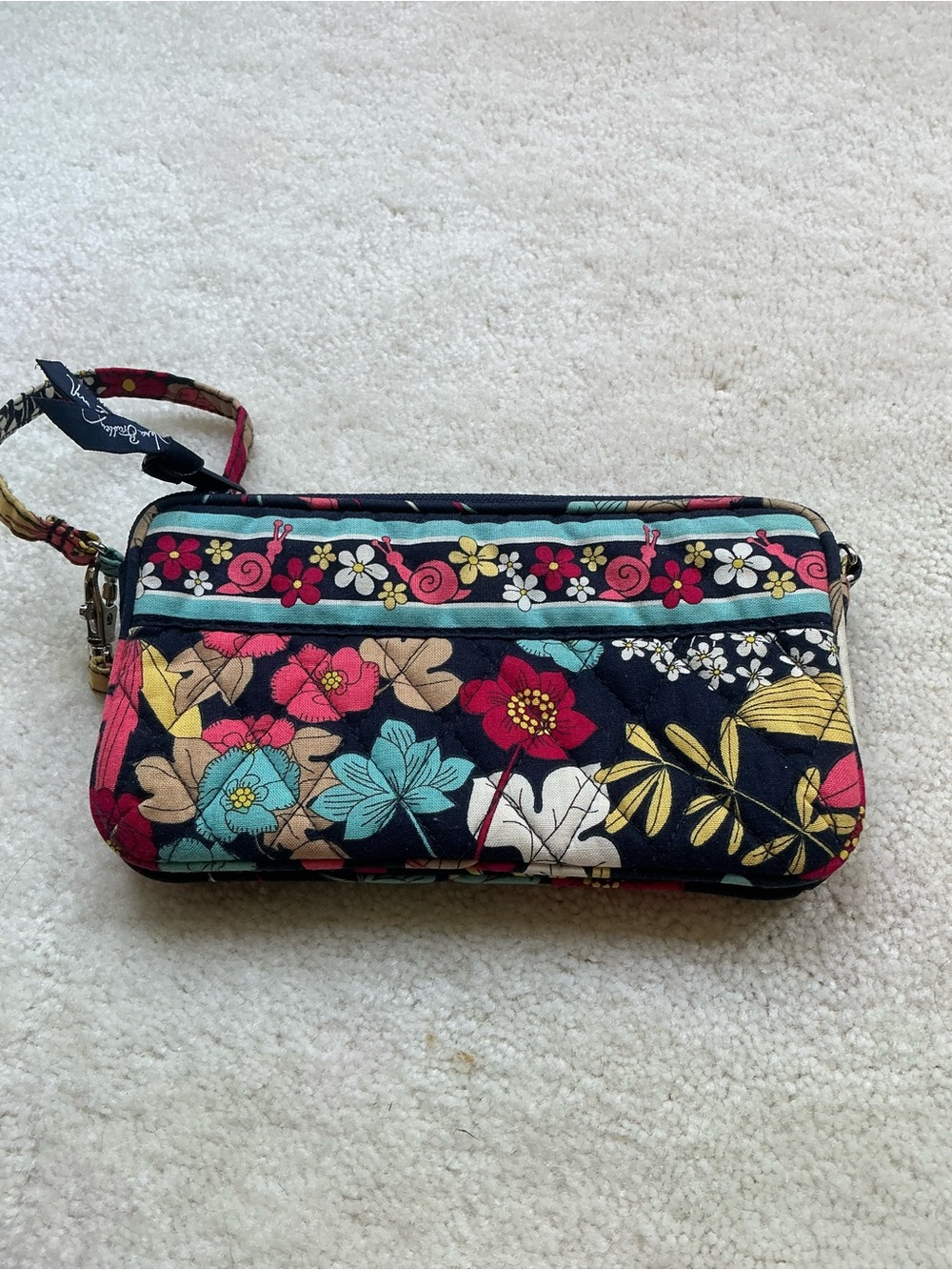 VINTAGE VERA BRADLEY BLACK FLORAL WALLET WRISTLET CLUTCH